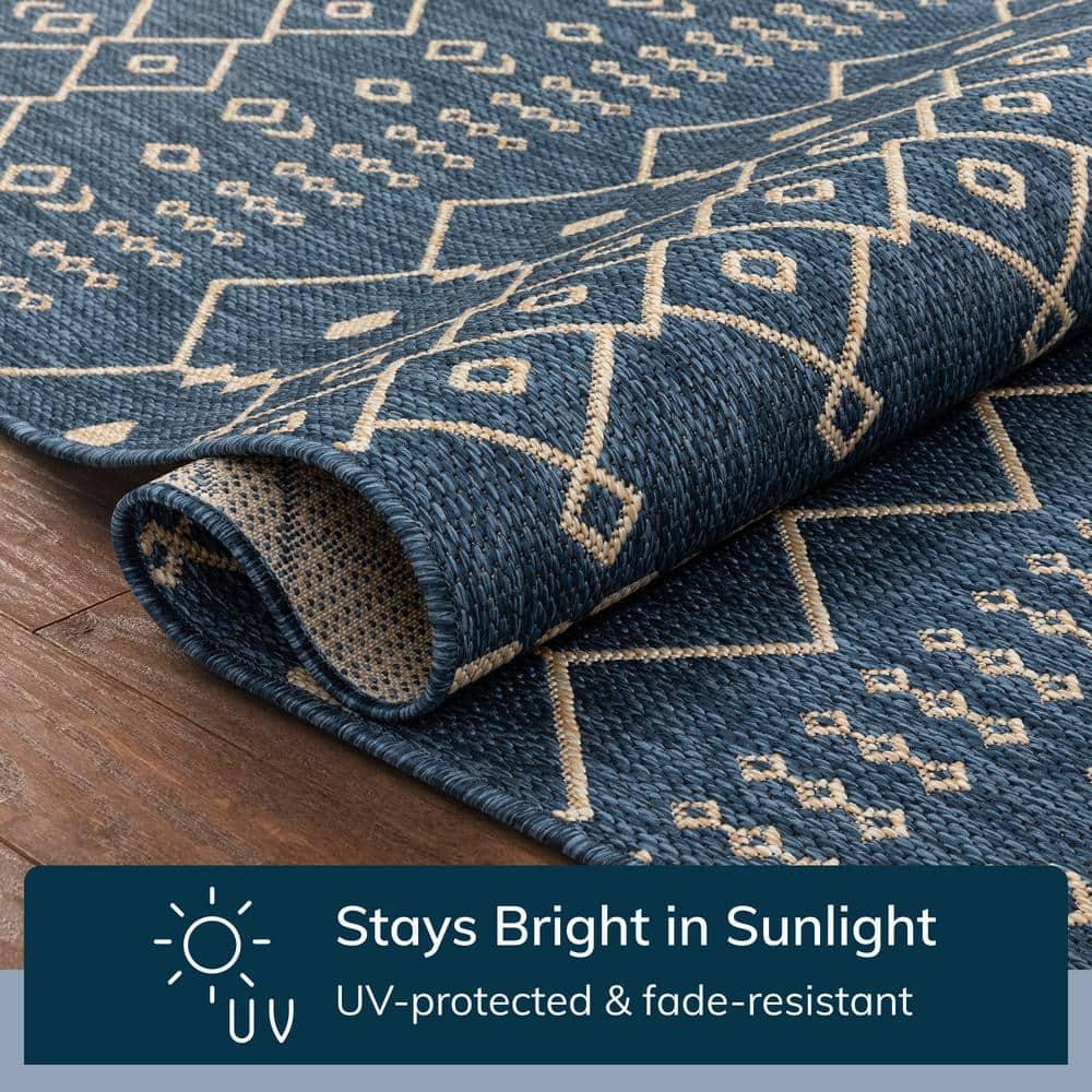 Marshanna Nord Trellis Blue Indoor/Outdoor Flat-Weave Area Rug
