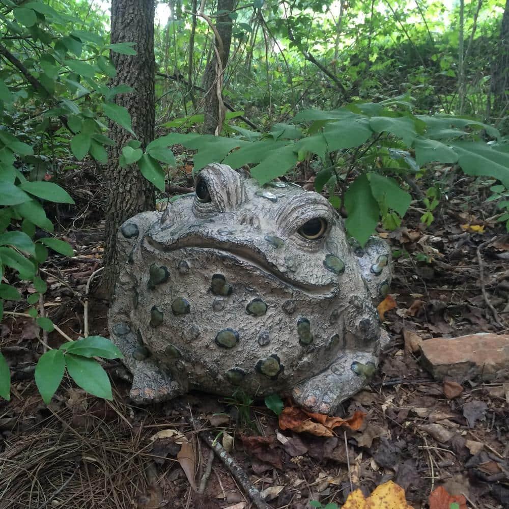 HomeStyles Toad Hollow Classic "Samson" Garden Statue