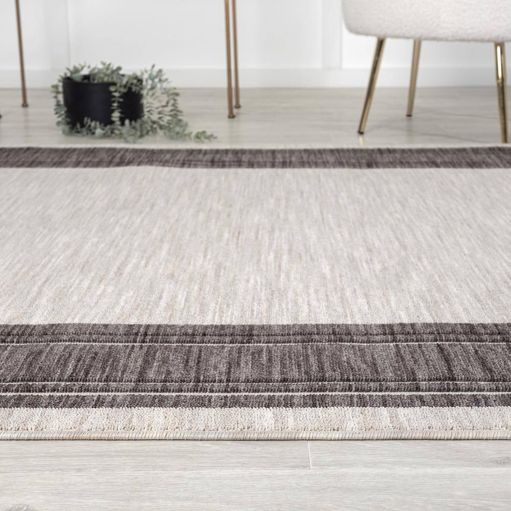 Wyatt Ivory/Gray 5 ft. x 7 ft. Bordered High-Low Yarn Indoor/Outdoor Area Rug