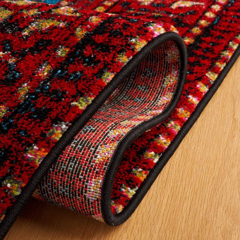 Vintage Hamadan VTH213 Power Loomed Area Rug - Red/Light Blue - 6'7" round - Safavieh.
