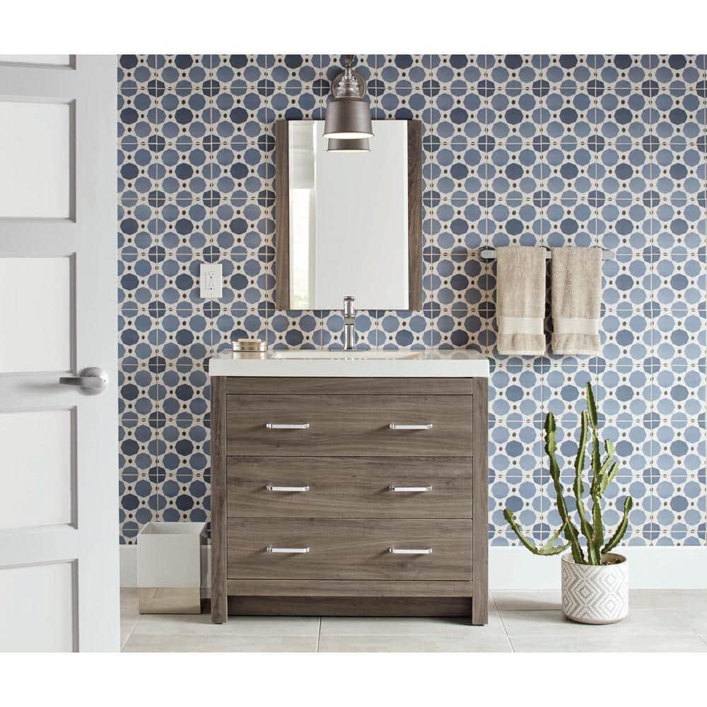 Moen Genta 1-Handle Chrome Tub and Shower Faucet