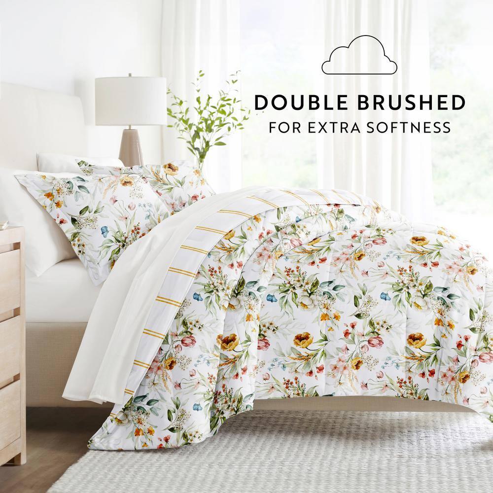 IEnjoy Home 7-Piece Bedding Bundle - Pattern Comforter and Sheet Set