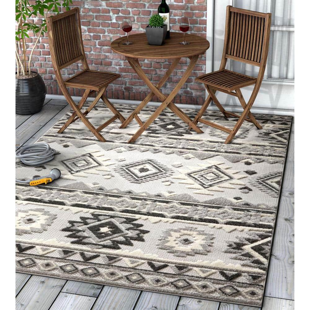 Ebern Designs Dickenson Mamba Geometric Grey Indoor/Outdoor Hi-Lo Area Rug