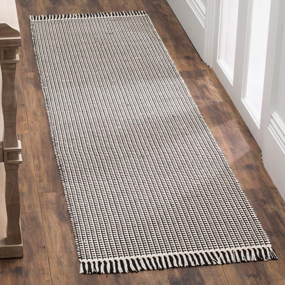 Montauk MTK340 Hand Woven Indoor Runner Rug - Ivory/Black - 2'3"x6' - Safavieh