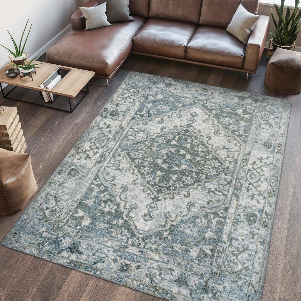 JONATHAN Y Pavel Distressed Medallion Low-Pile Machine-Washable Light Gray/Blue 3 ft. x 5 ft. Area Rug