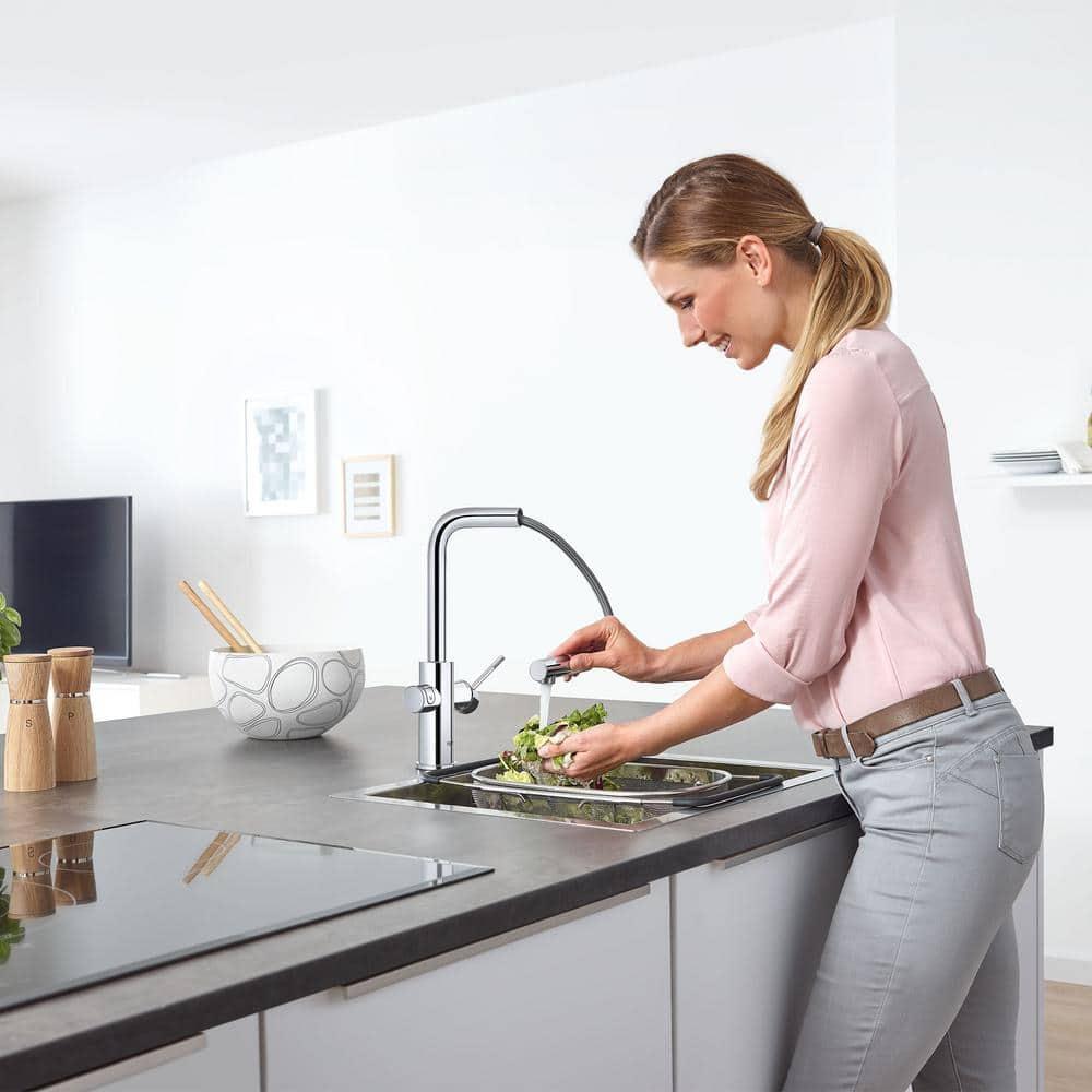 Blue Pull Out Single Handle Kitchen Faucet with Accessories