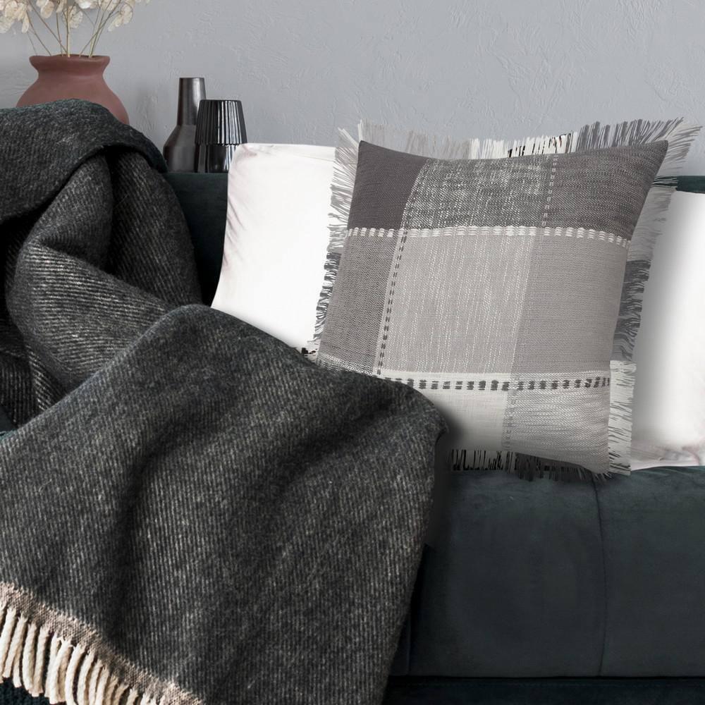 Woven Paths Charles Casual Cabin Fringed Throw Pillow, Patchwork, 20" x 20"