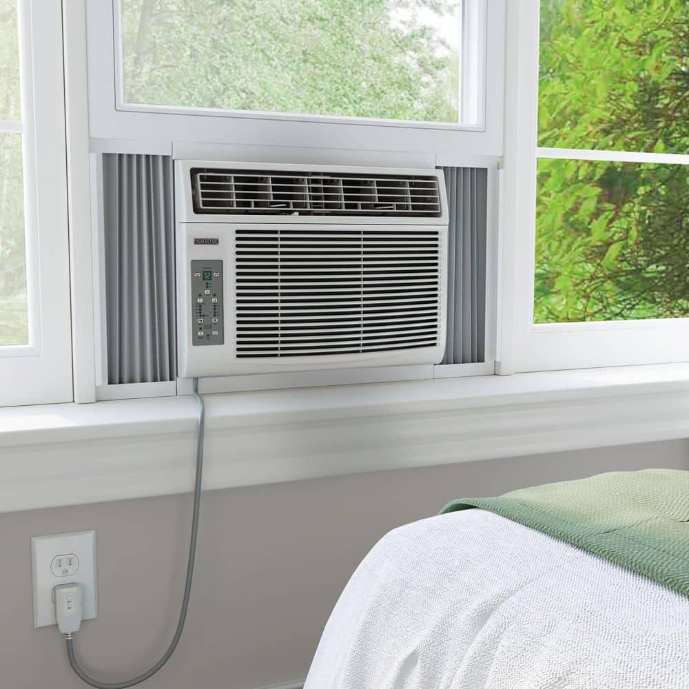 Durastar Durastar 12,000 BTU 230V Window Air Conditioner with 11000 BTU Supplemental Heating and Remote Control