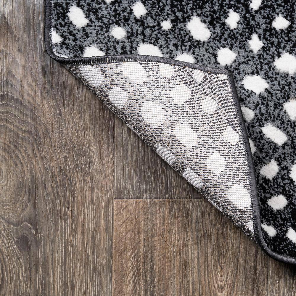 3'x 5' Antelope Modern Animal Area Rug, Black/Cream - JONATHAN Y