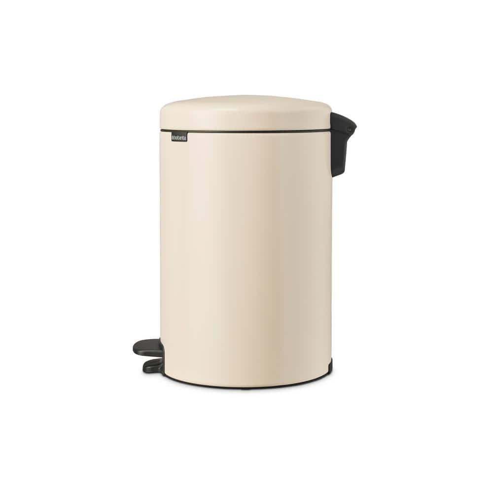 Soft Beige Round Plastic Step-On Kitchen Trash Can, 5.3 Gallons