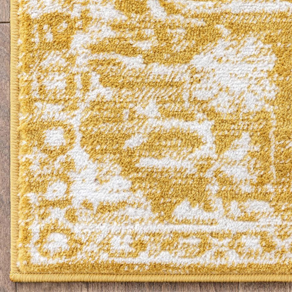 Well Woven Della Gold Vintage Medallion Pattern 3x5 (3'11" x 5'3") Runner Rug