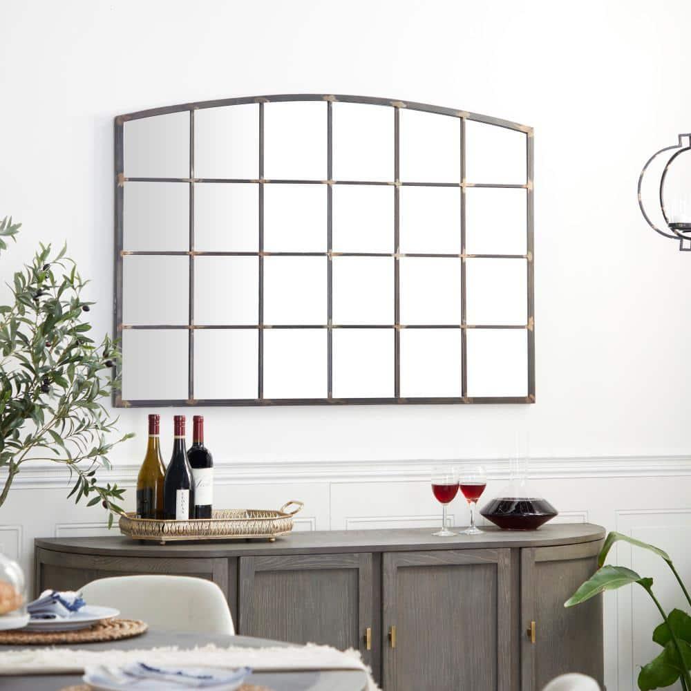 CosmoLiving by Cosmopolitan 3 Overlapping Round Gold Metal, Glamorous and Contemporary Wall Mirror, 27"W x 39"H