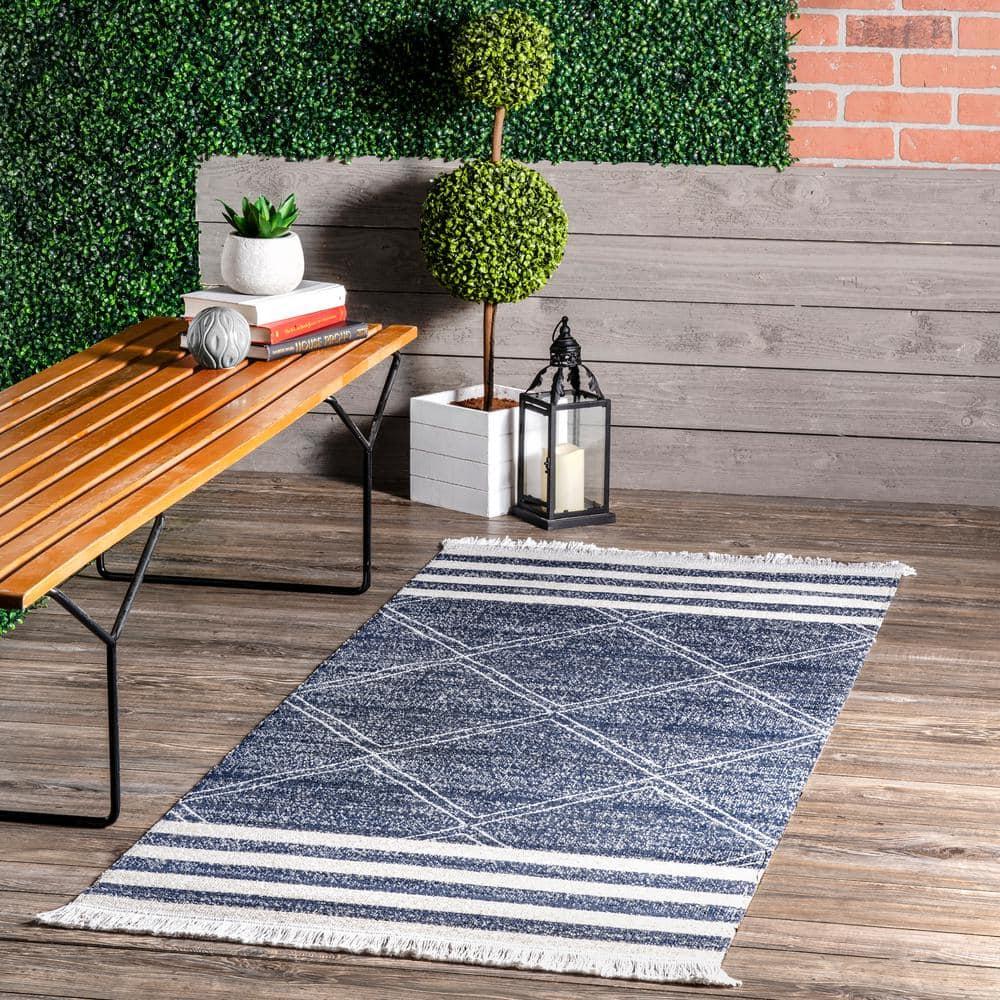Nuloom Roberge Trellis 3x5 Indoor/Outdoor Accent Rug for Living Room Patio Deck Front Porch Entryway Kitchen, Navy/Ivory