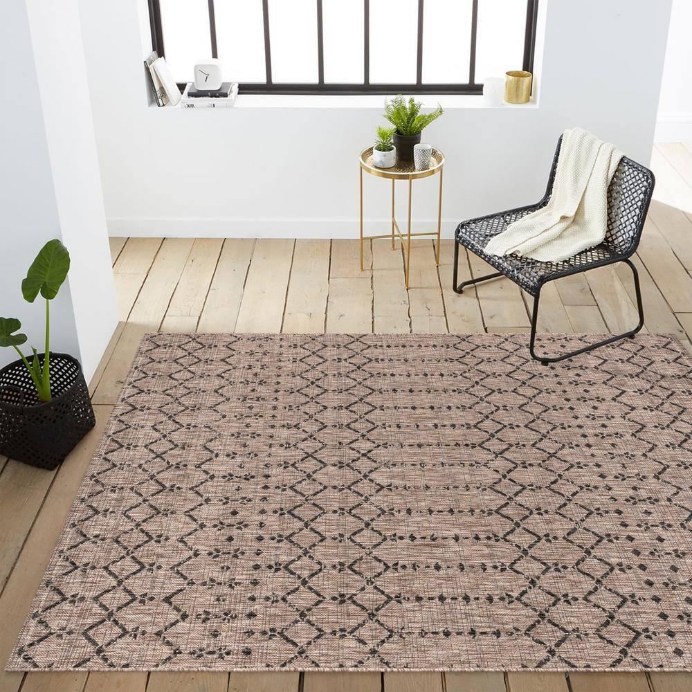 5'x8' Ourika Moroccan Geometric Textured Weave Indoor/Outdoor Area Rug, Natural/Black - JONATHAN Y