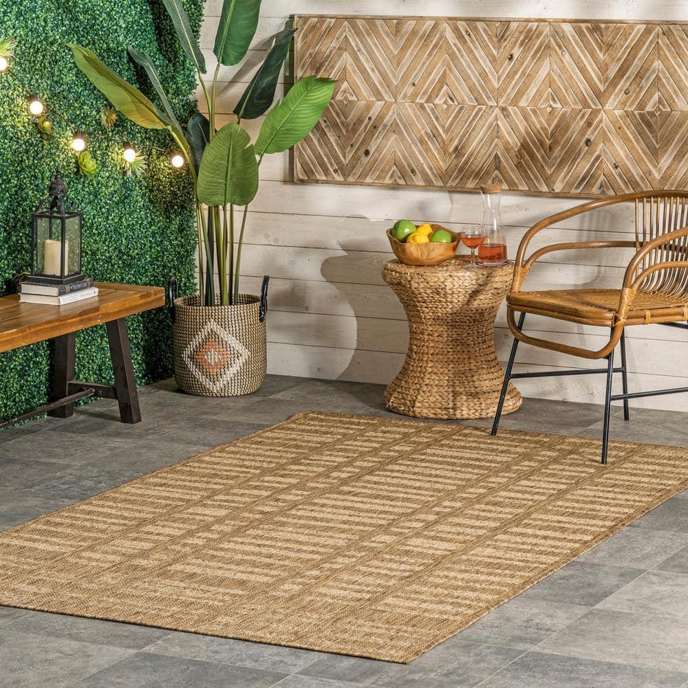 nuLOOM 4' x 6' Outdoor Performance Area Rug, Stain Resistant, Weather Resistant, High Traffic, Patio, Balcony, Outside, Marin Brown