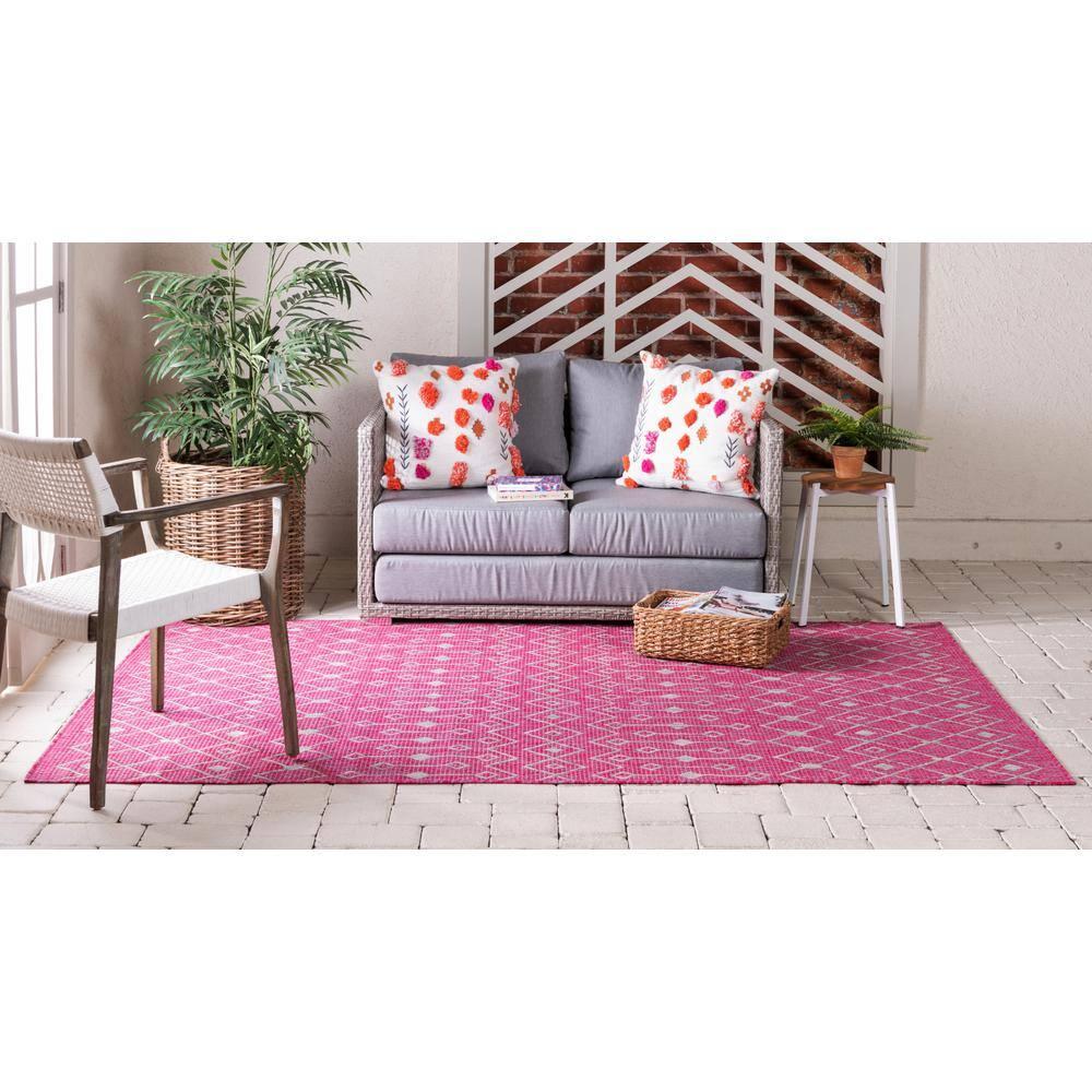Unique Loom 7' 1 x 10' 0 Rectangle Indoor/Outdoor Trellis Fuschia Area Rug