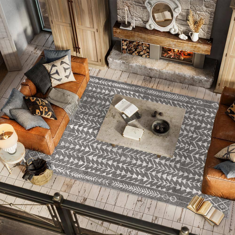 8'x10' Ziri Moroccan Geometric Area Rug, Grey/Cream - JONATHAN Y