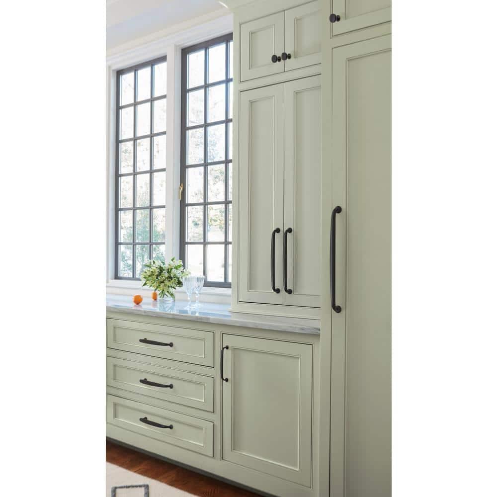 Renown 12" Center to Center Appliance Pull