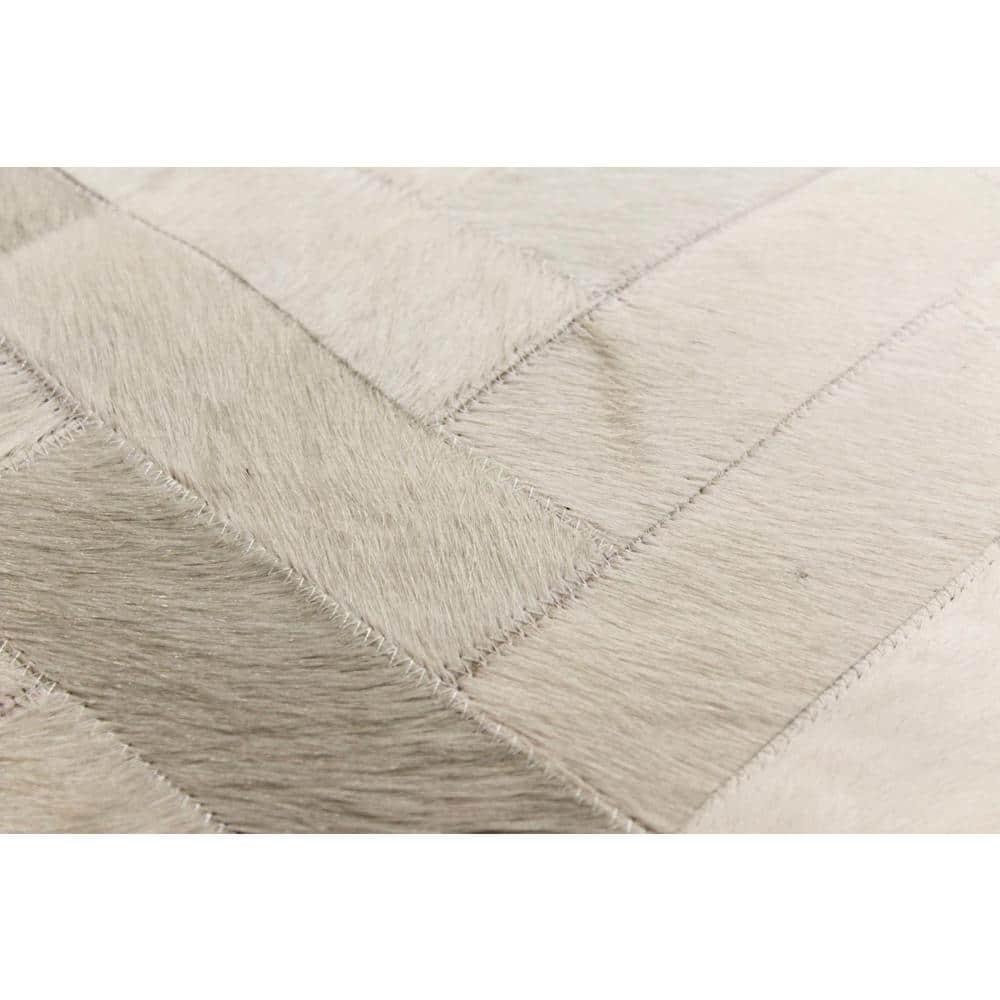 Darya Home Cowhide Chevron Indoor Rug
