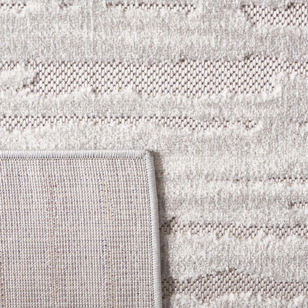 Cabana CBN506 Power Loomed Indoor/Outdoor Area Rug - Gray/Ivory - 6'7"x6'7" - Safavieh.