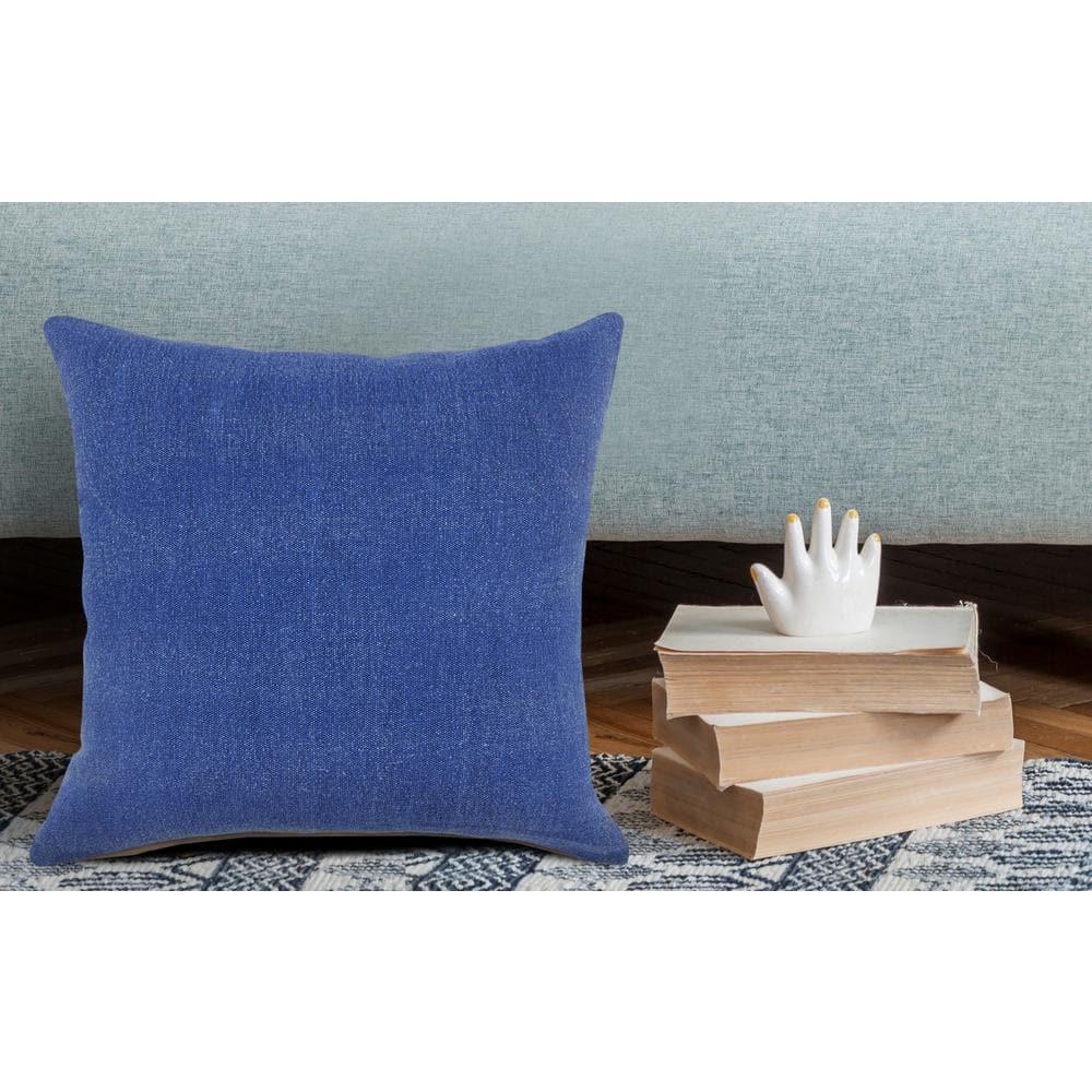 ZeaZu Throw Pillow