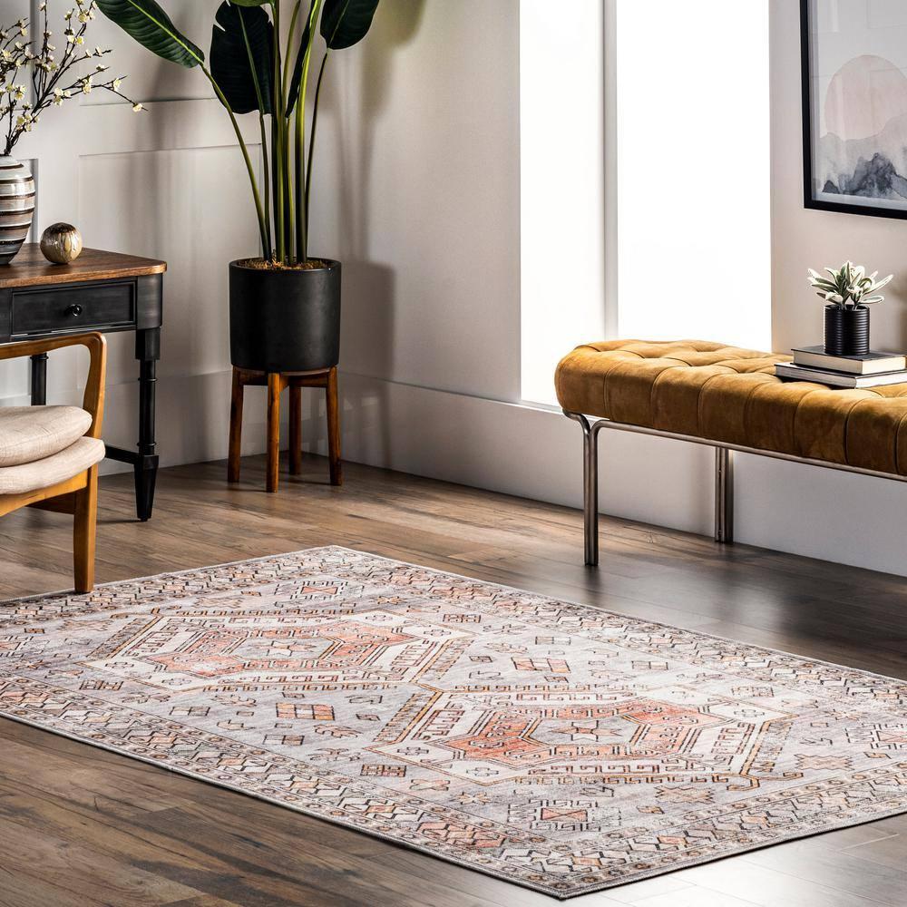 Nuloom Mae Motif Pet Friendly Machine Washable Area Rug, 4' x 6', Brick