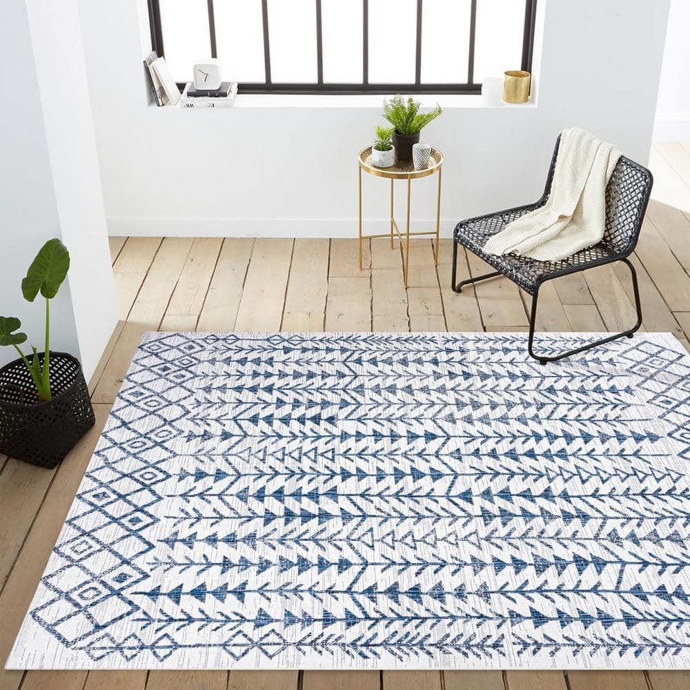 3'x5' Tokay Bohemian Styled Geometric Indoor/Outdoor Area Rug, Ivory/Blue - JONATHAN Y
