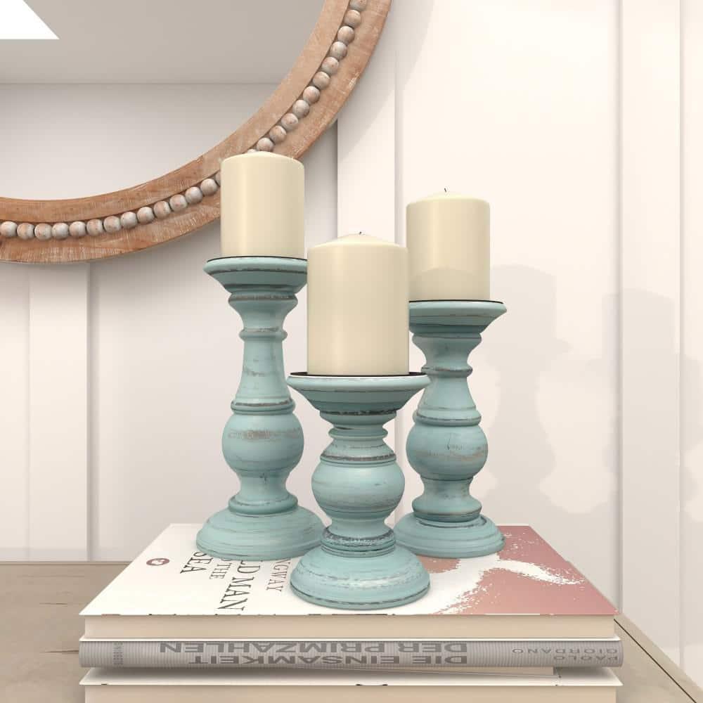 DecMode Traditional and Timeless Mango Wood Pillar Candle Holder Set of 3, 6", 8", 10"H, Light Blue Finish