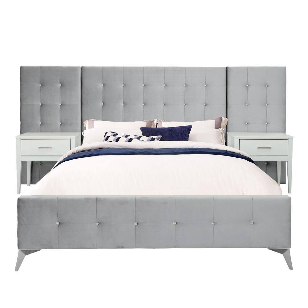 Picket House Furnishings 133"W Wood King Bed with 2 Nightstands in Silver Grey