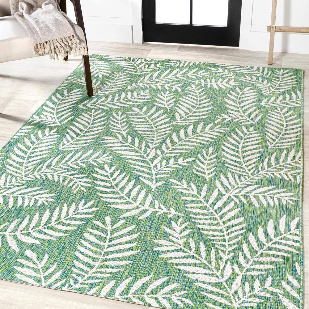 4' x 6' Nevis Palm Frond Indoor/Outdoor Area Rug, Cream/Green - JONATHAN Y
