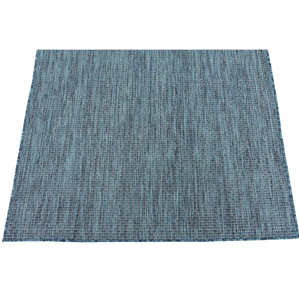 Unique Loom 4' 1 x 6' 1 Rectangle Indoor/Outdoor Solid Teal Area Rug