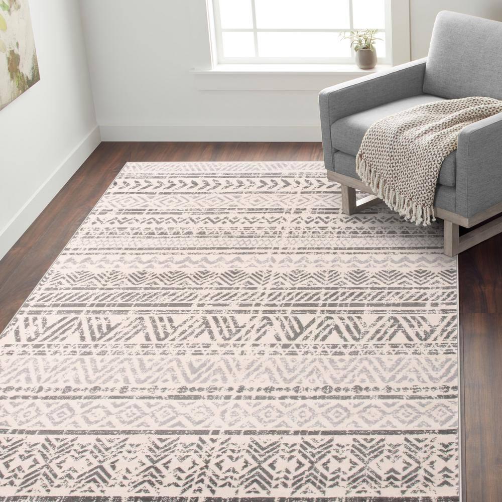 World Rug Gallery Geometric Distressed Bohemian Gray 10'x14' Area Rug