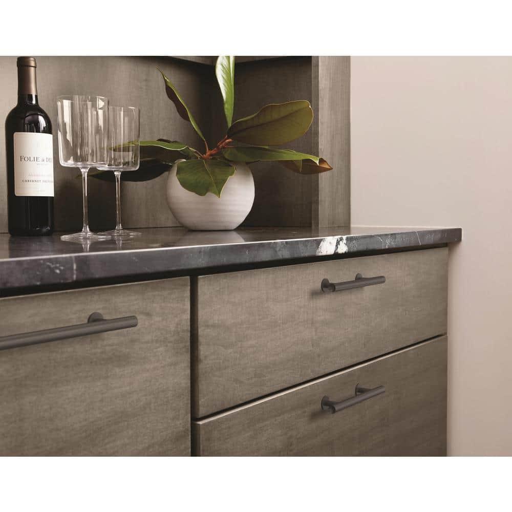 Radius Bar Pull