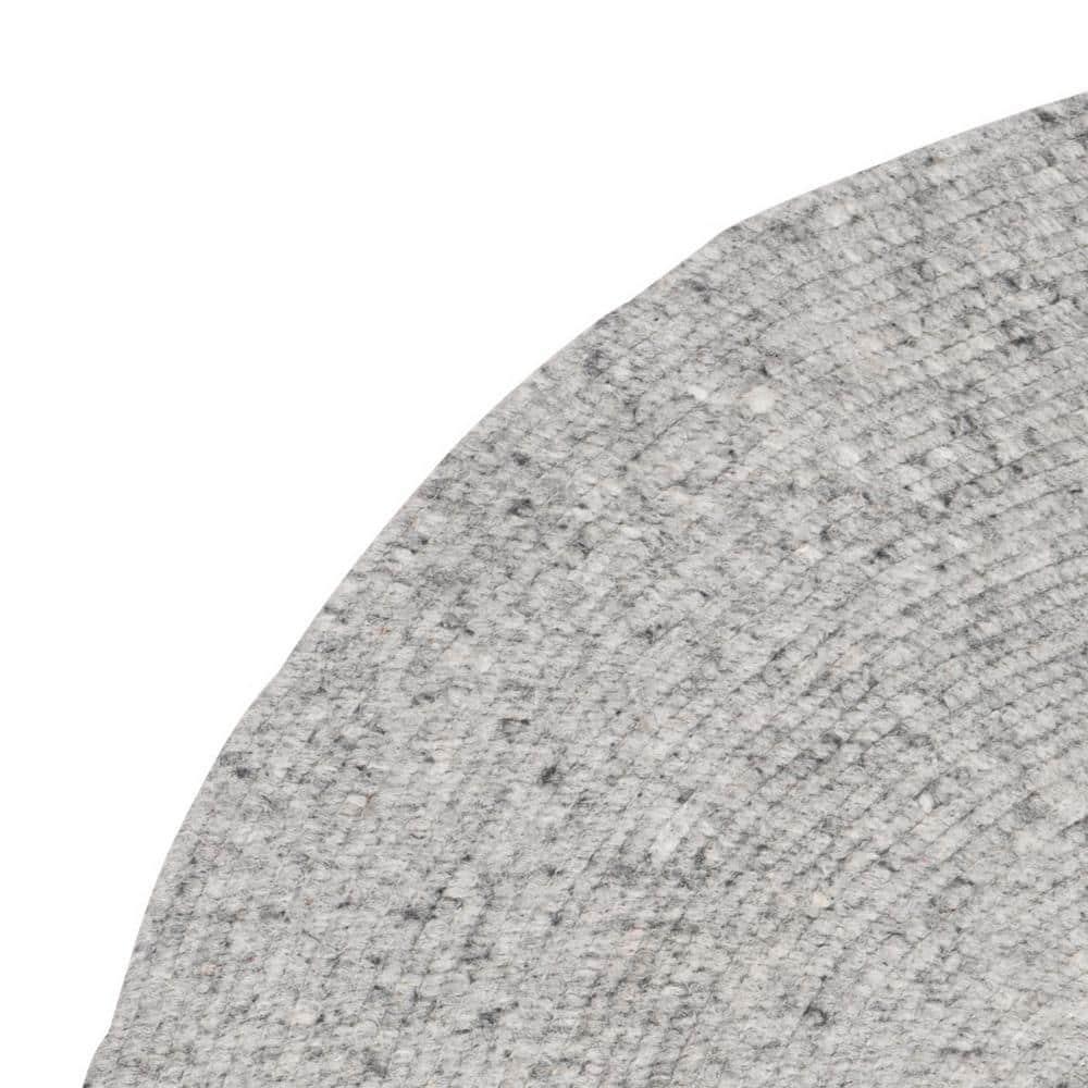 Braided BRD901 Hand Woven Indoor Area Rug - Grey - 4' Round - Safavieh