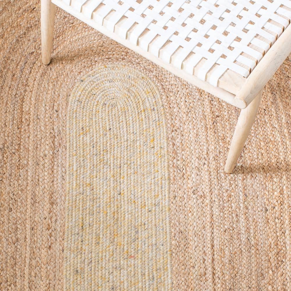 Braided BRD910 Hand Woven Indoor Accent Rug - Gold/Natural - 3' Round - Safavieh