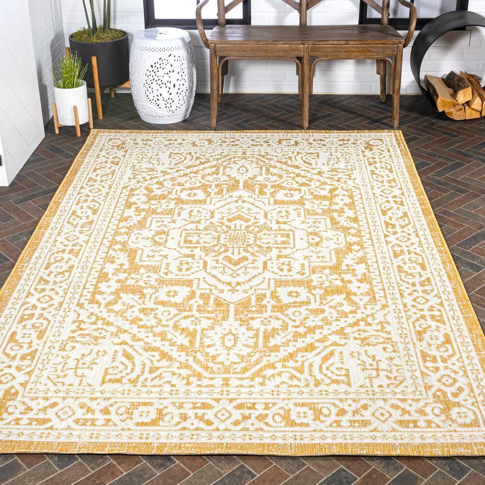 9' x 12' Sinjuri Medallion Textured Weave Indoor/Outdoor Area Rug, Yellow/Cream - JONATHAN Y
