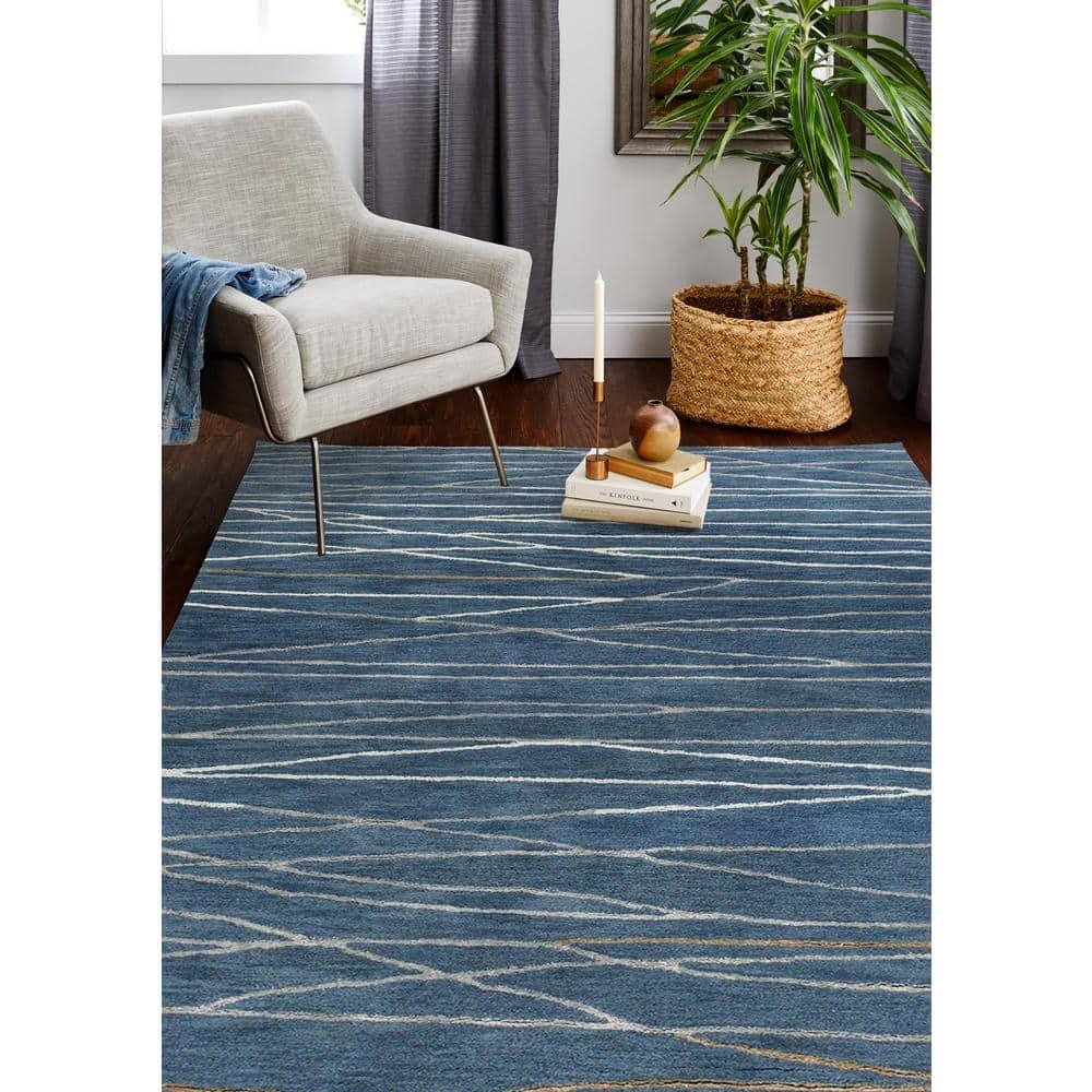Azure Elegance Hand-Tufted Wool-Viscose Blend 9' x 12' Area Rug