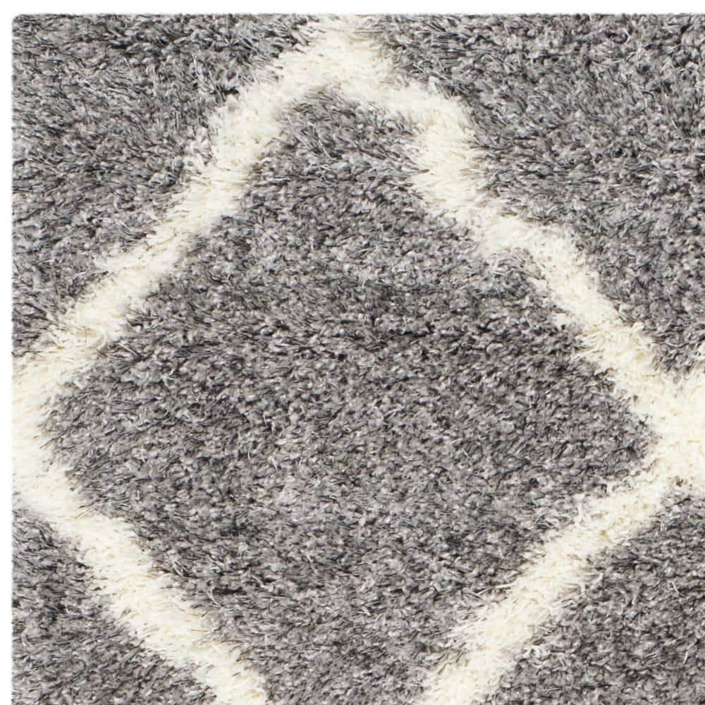 Montreal Shag SGM866 Power Loomed Indoor Accent Rug - Grey/Ivory - 3'x5' - Safavieh.
