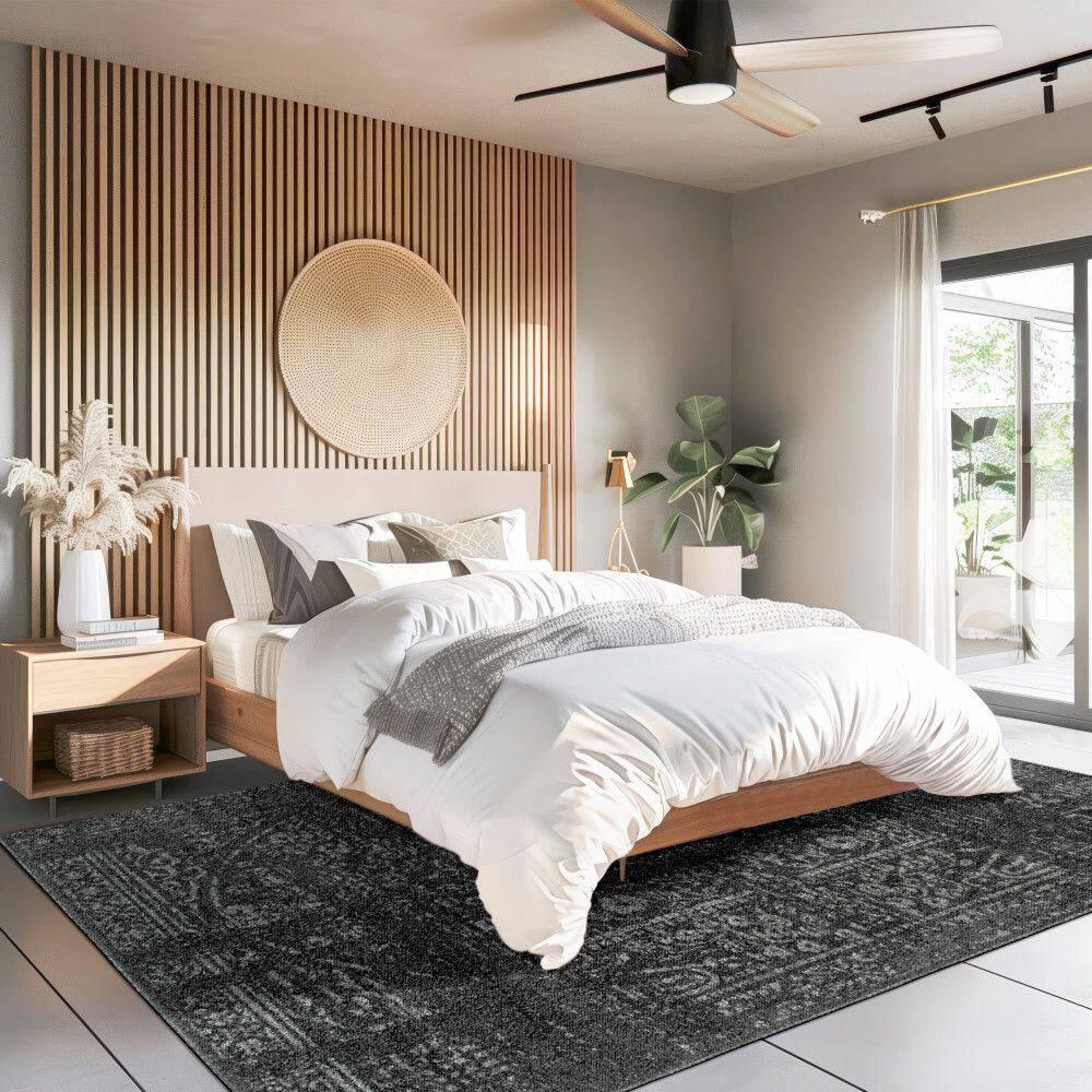 Nuloom Arlena Medallion 2x3 Accent Indoor Area Rug for Living Room Bedroom Dining Room Entryway Kitchen, Black/Grey