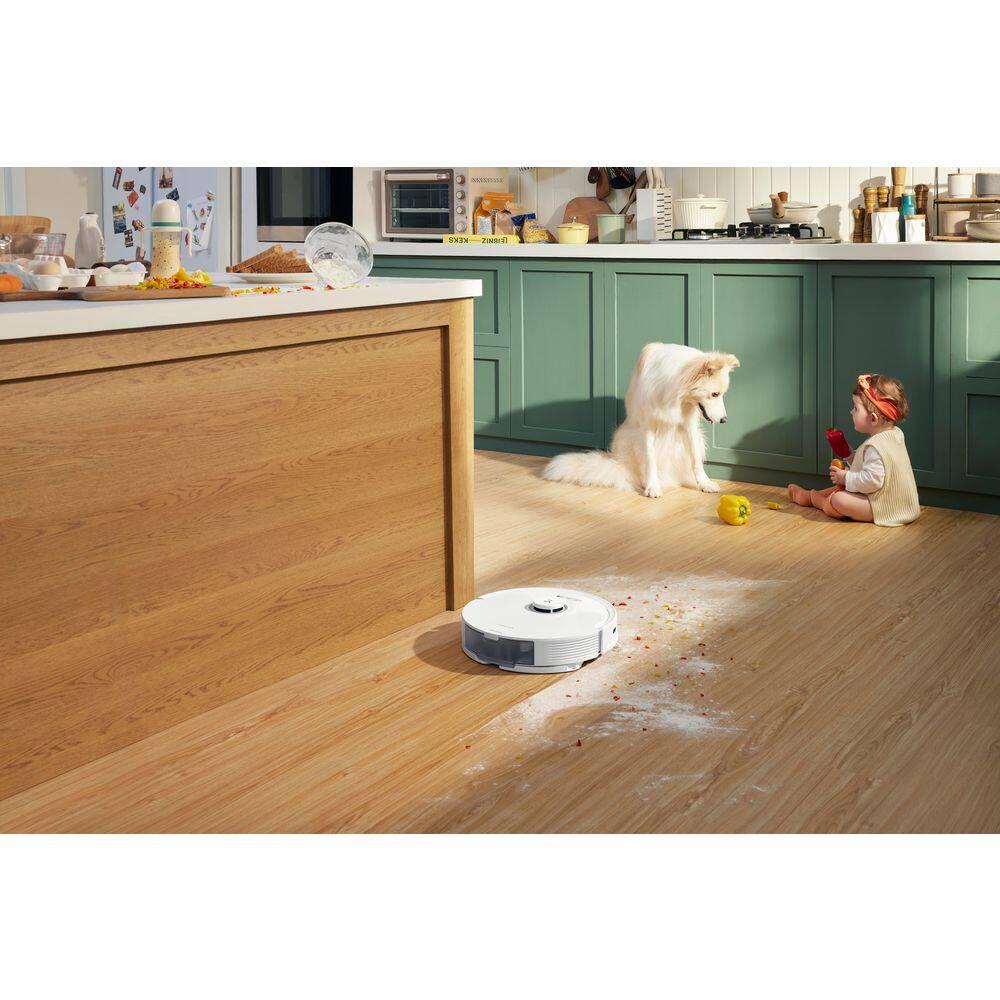 Q8 Max Robotic Vacuum White: Roborock, Cordless, Smart Mapping, App Controlled, Tangle-Free, Multi-Surface, 1-Year Warranty