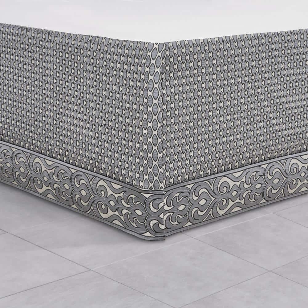 Bylthe Pewter Comforter Set