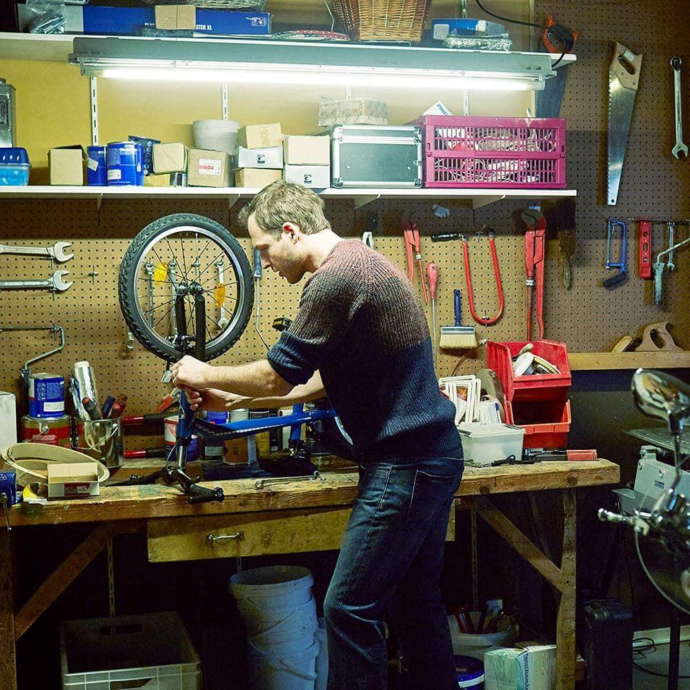 Philips 3004925 0.63 x 12 in. 8W T5 4100K Fluorescent Tube Light Bulb Cool White Linear