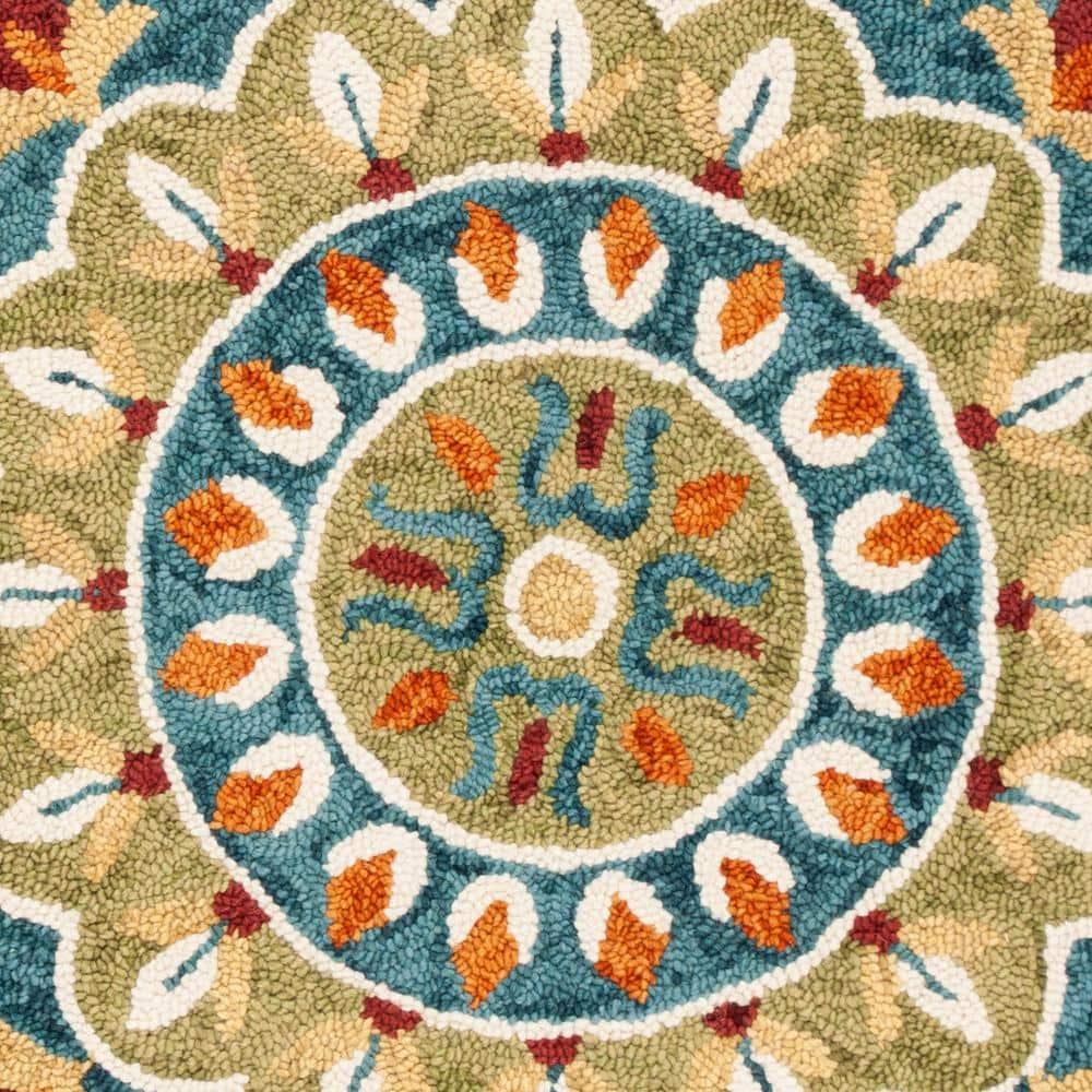 Novelty NOV605 Hand Tufted Area Rug - Ivory/Blue - 5' round - Safavieh.