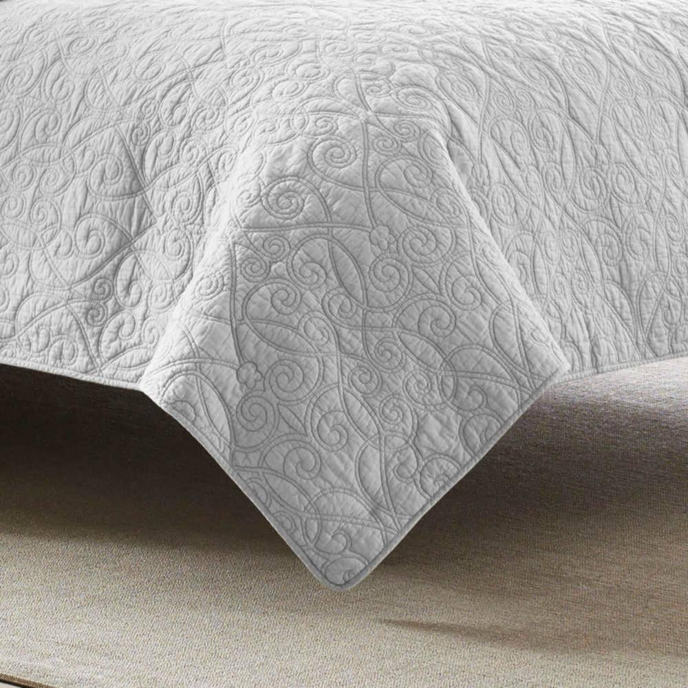 Laura Ashley Laura Ashley Felicity Cotton Reversible Quilt Set