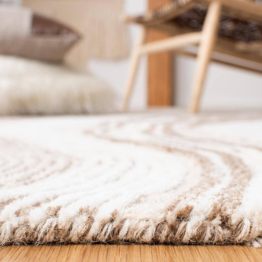 Fifth Avenue FTV121 Hand Tufted Runner Rug - Beige/Ivory - 2'3"x10' - Safavieh.