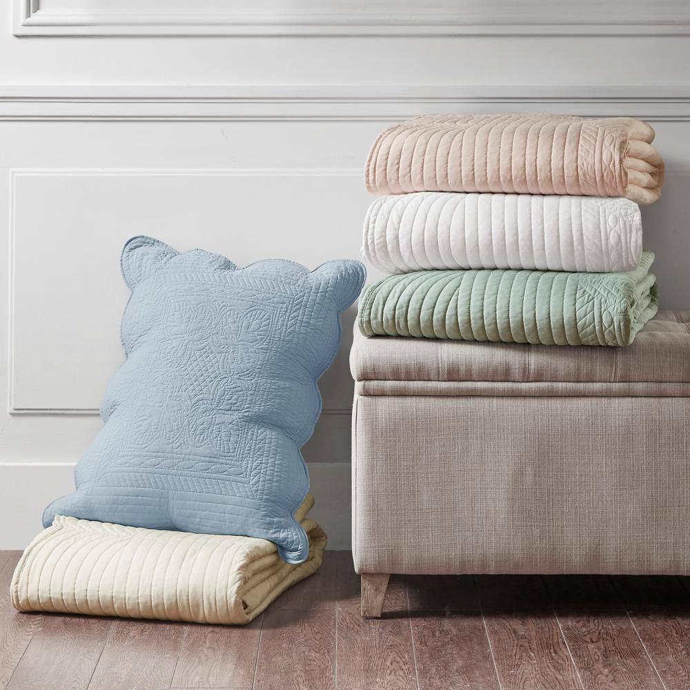 Madison Park Tuscany Scalloped Edge Quilt Set
