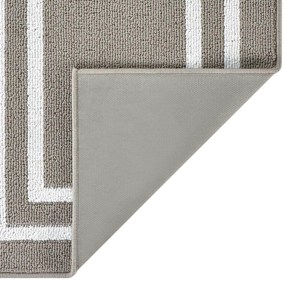 Double Border Machine Tufted Performance Light Gray/White Rug