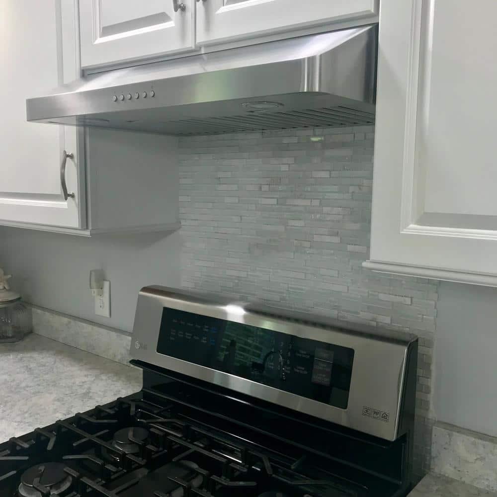 ProLine Range Hoods PROLINE 36" 600 CFM Ducted Under Cabinet Range Hood in Brushed Stainless Steel