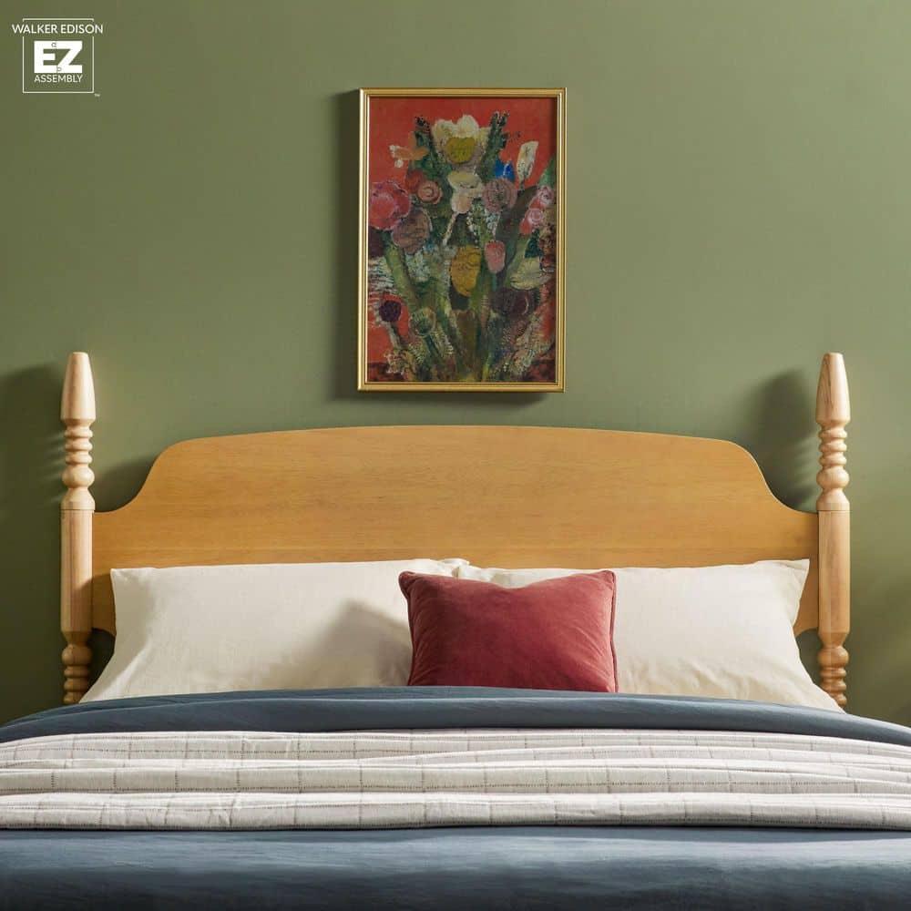 Vivienne Traditional Easy Assembly Solid Wood Turned Spindle Bed