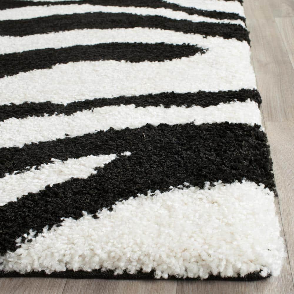 Florida Shag SG452 Power Loomed Indoor Runner Rug - Ivory/Black - 2'3"x11' - Safavieh.